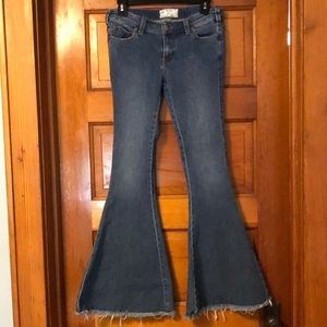 Free People Raw Edge Bellbottom Jeans, sz.27S